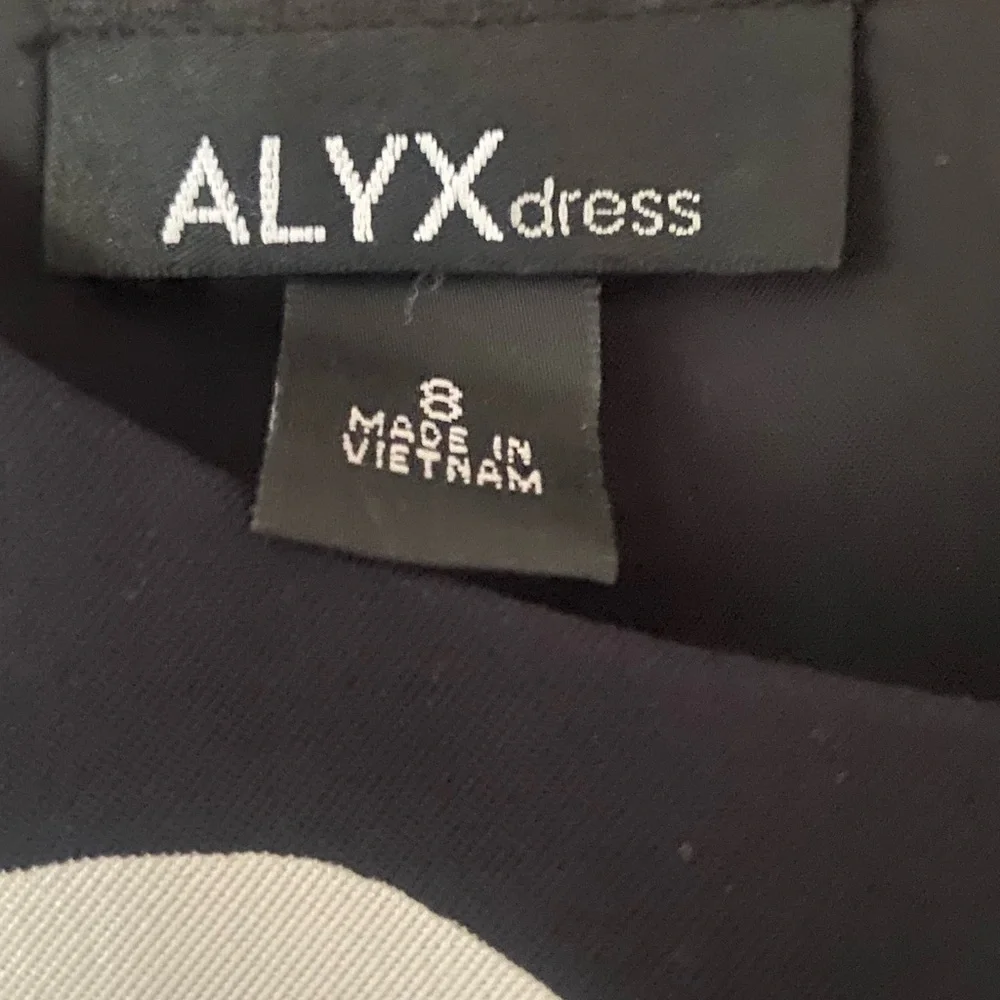 Alyx Black and White Swirl Dress - Picture 6 of 7